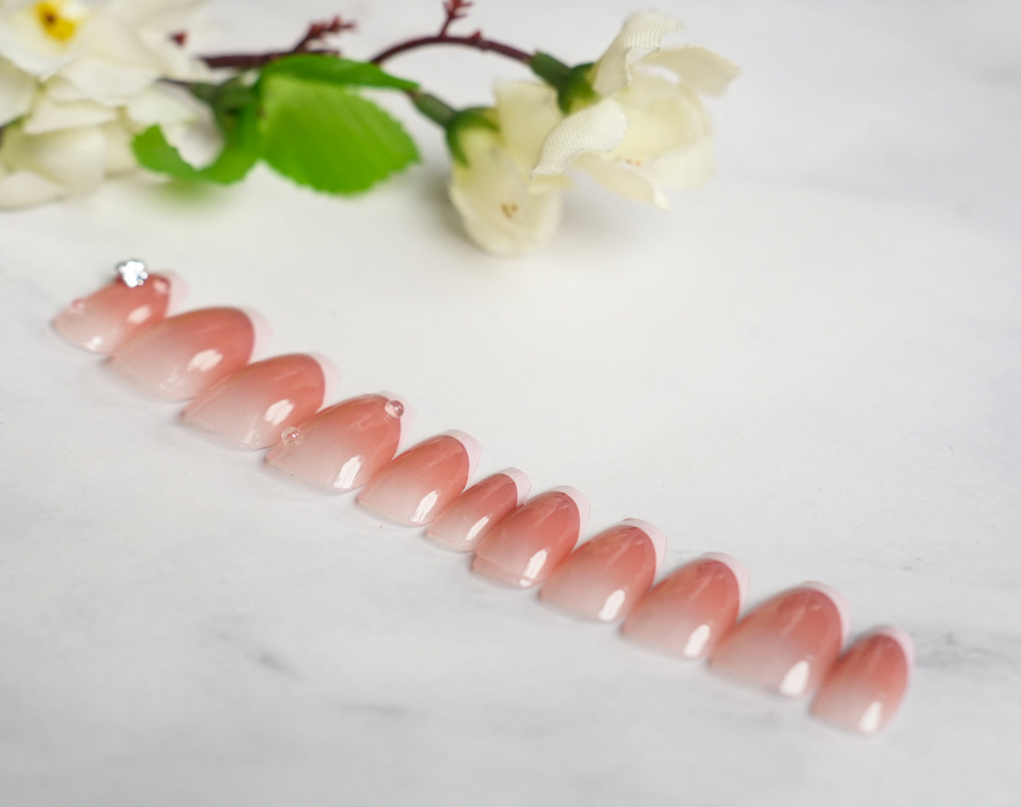 Artificial Press-on Nail Tips | Pre-Designed Reusable Fake Nails with Glue, Pusher & Filer DIY Pack #289