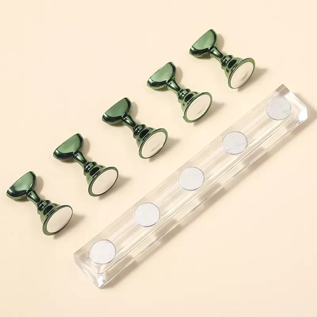 Magnetic Nail Tip Holder Stand for Artificial Acrylic Nail Tip Display & For Nail Art Design